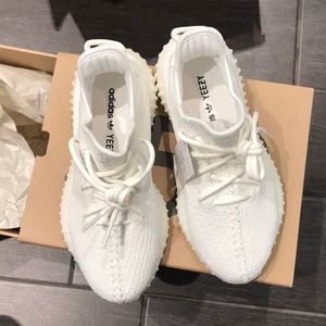 Triple white yeezy boost 350 v2